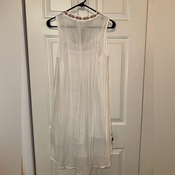 Patterned White Tank-top Dress - Picture 4 of 4